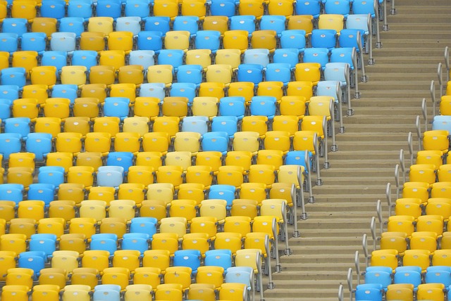 狼队及其周 狼队及其周