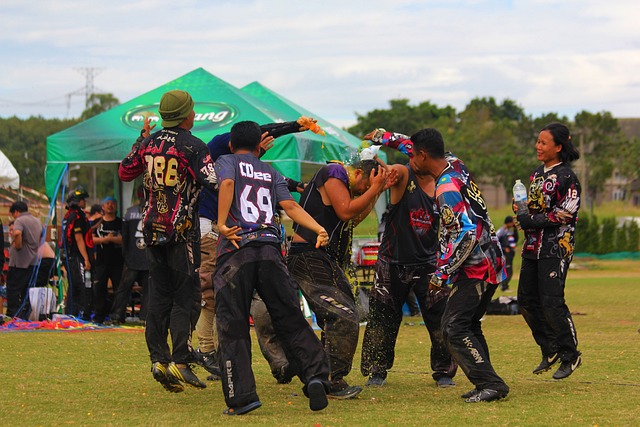 作为曼城中 作为曼城中